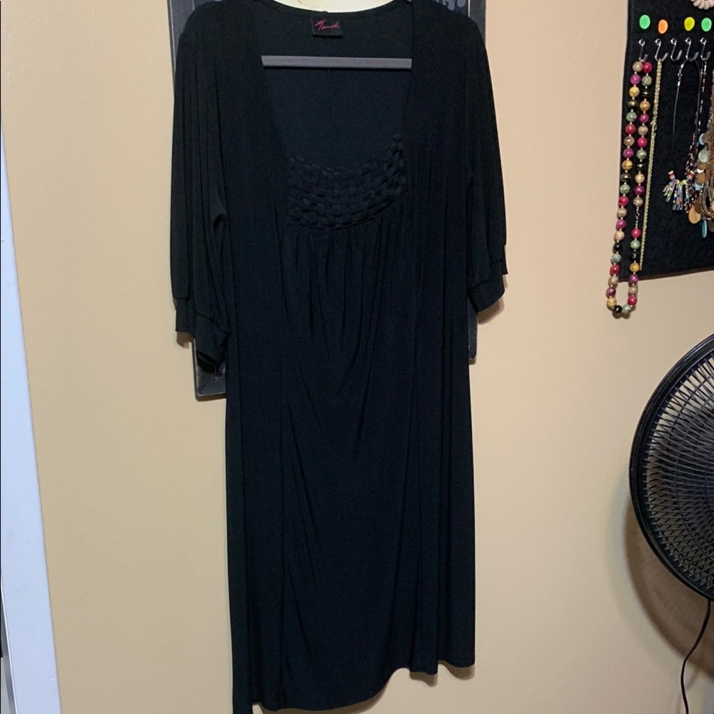 #149 20in pit to pit torrid classic Black dress w/ squared neckline